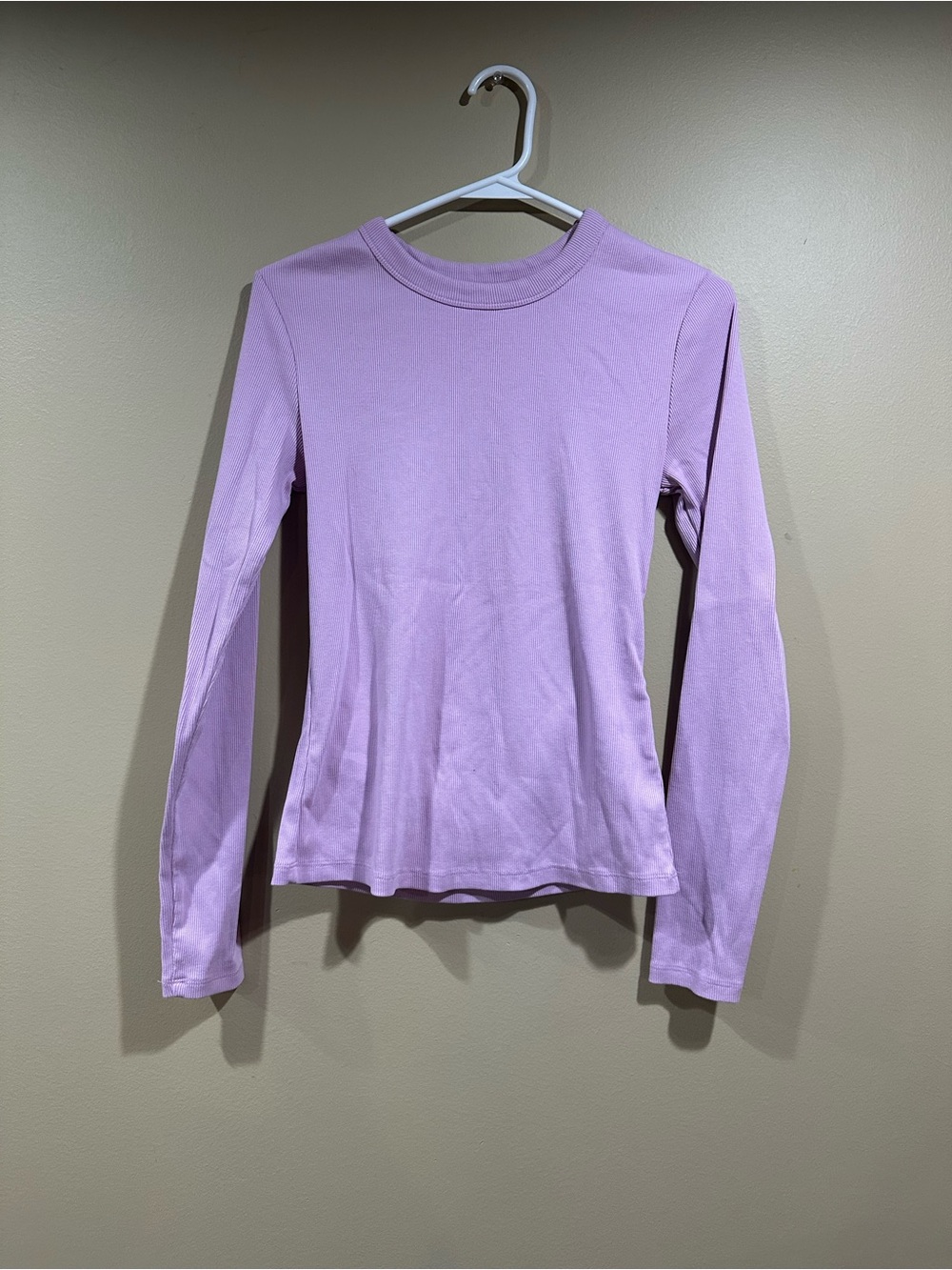 Old Navy Lavender Long Sleeve Crewneck Top - Picture 1 of 1